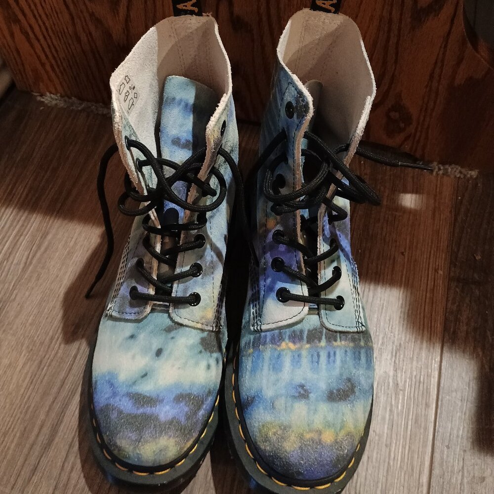 W10 pascal tie dye doc martens. Free shipping!